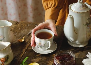 Tea-riffic Adventures: Discover the Excitement of Ceylon Cinnamon Tea, Hibiscus Tea Leaves, and Moringa Tea Bags