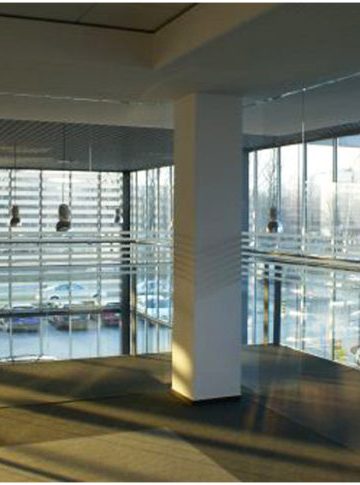 Benefits of Glass Office Partitioning