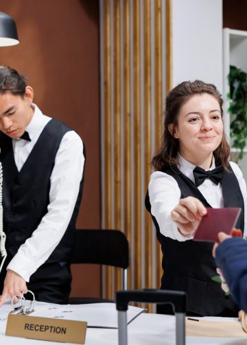 Enhancing Guest Experience with Hotel Casting Systems in Hospitality TVs
