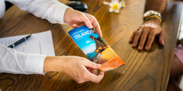 The Role of Flyers and Folded Leaflets in Modern Marketing